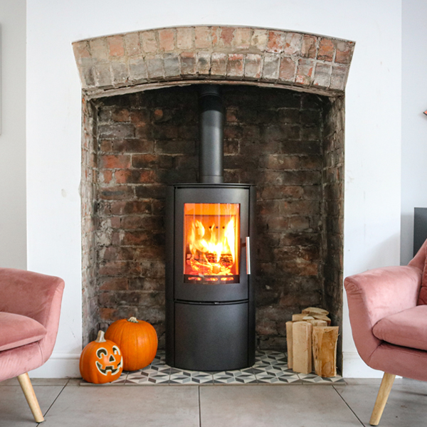 Woodford Charlton Ecodesign Wood Burning Stove - Showroom Clearance Collection Only