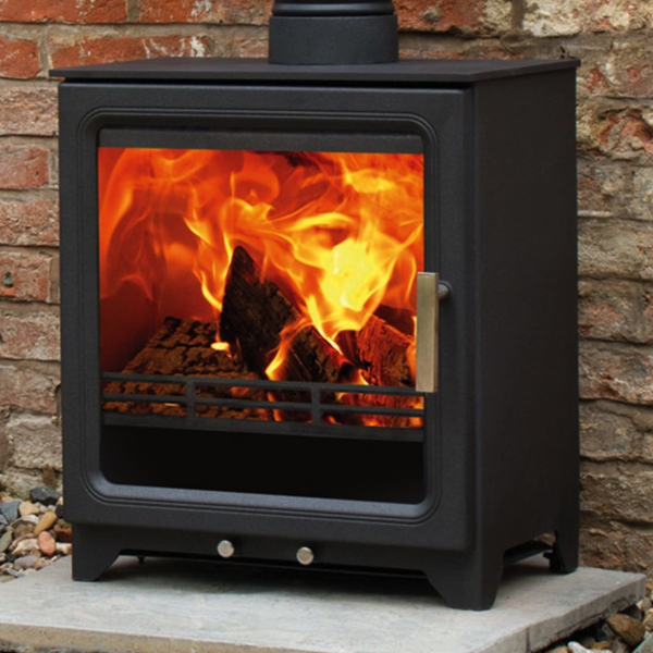Woodpecker WP5 Plus Wood Burning / MultiFuel Stove Flames.co.uk